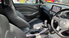 Nissan Juke 1.0 DiG-T 114 Tekna 5dr Petrol Hatchback